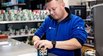 Verkoopmedewerker (de Vos verf)